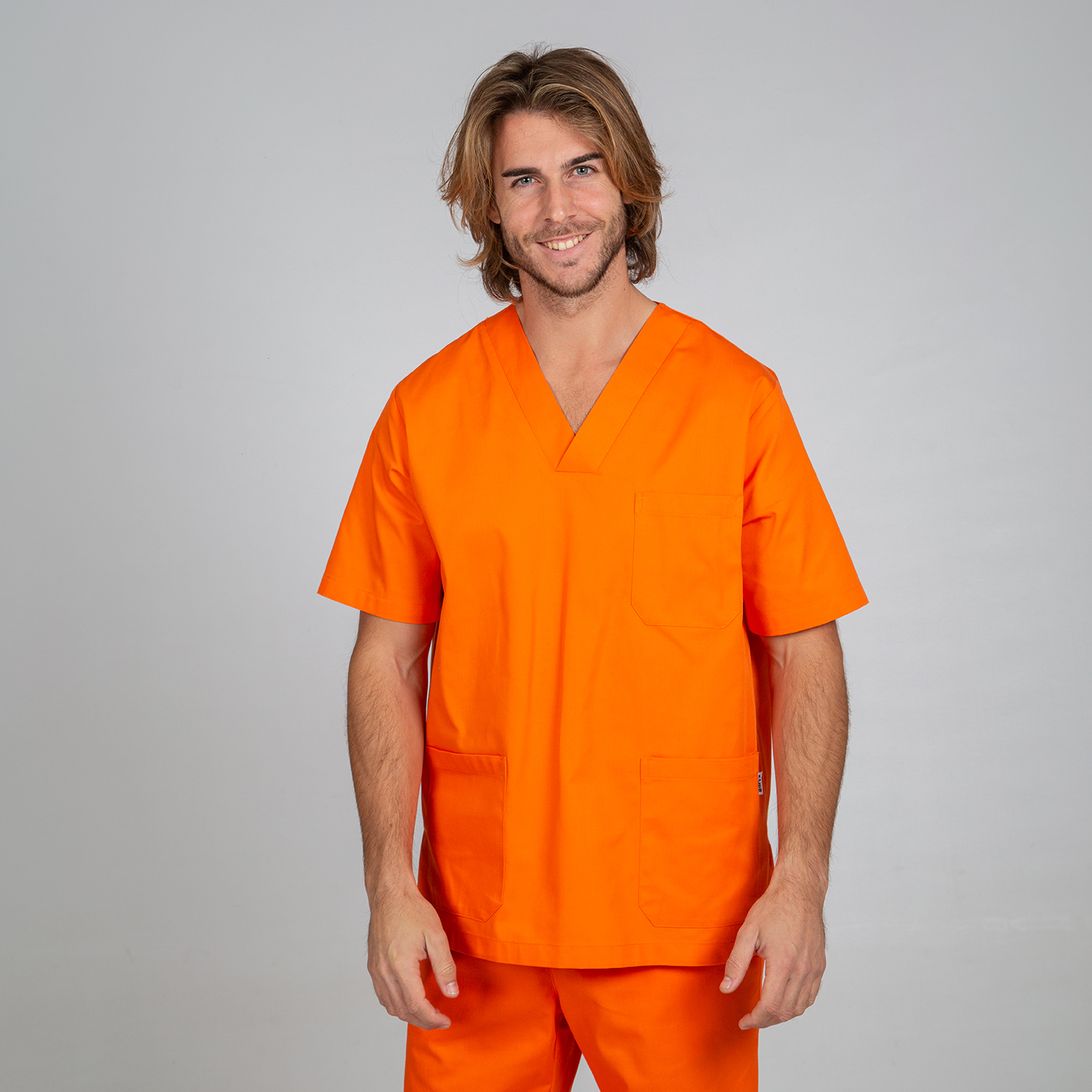 Blusa sanitaria Unisex pico sarga - Imagen 26