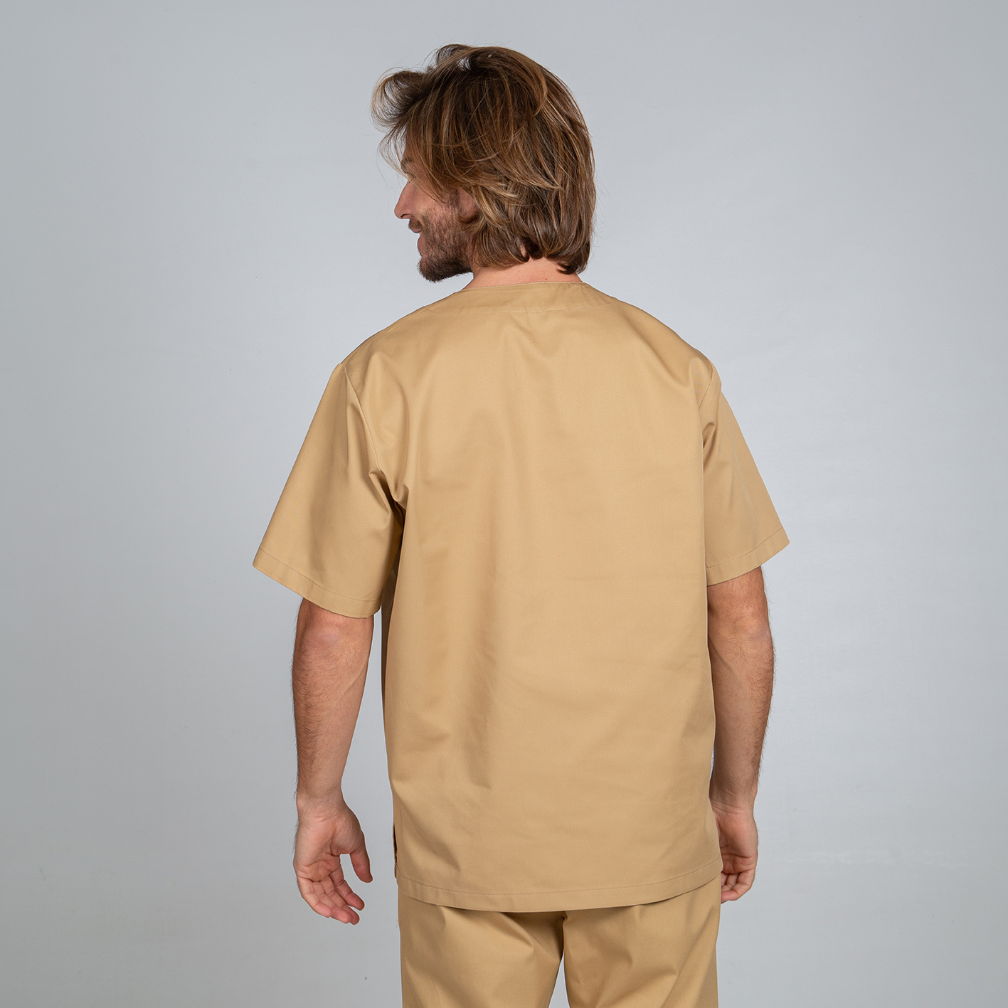 Blusa sanitaria Unisex pico sarga - Imagen 4