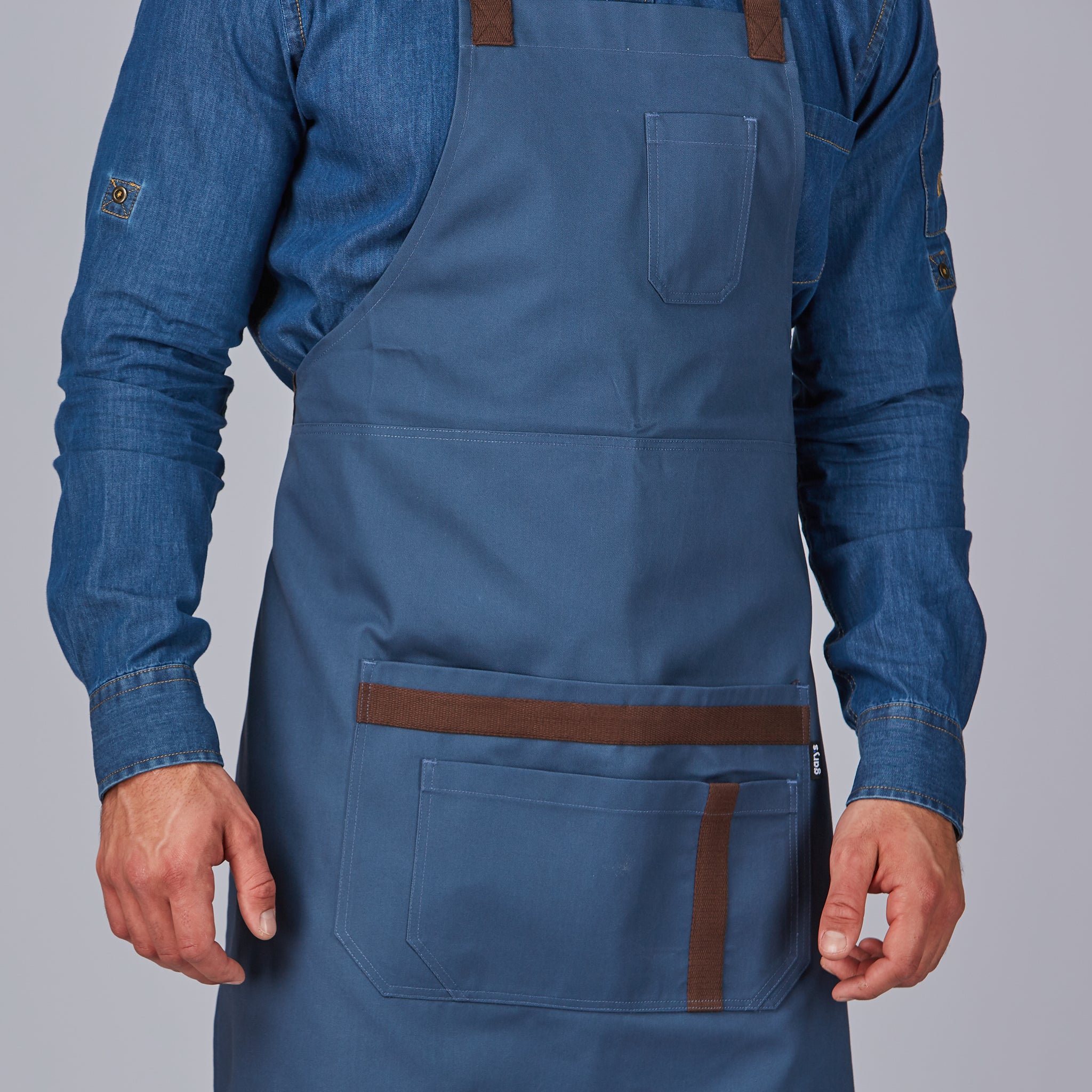 Delantal peto herrajes en piel 88X74 cm - Imagen 4